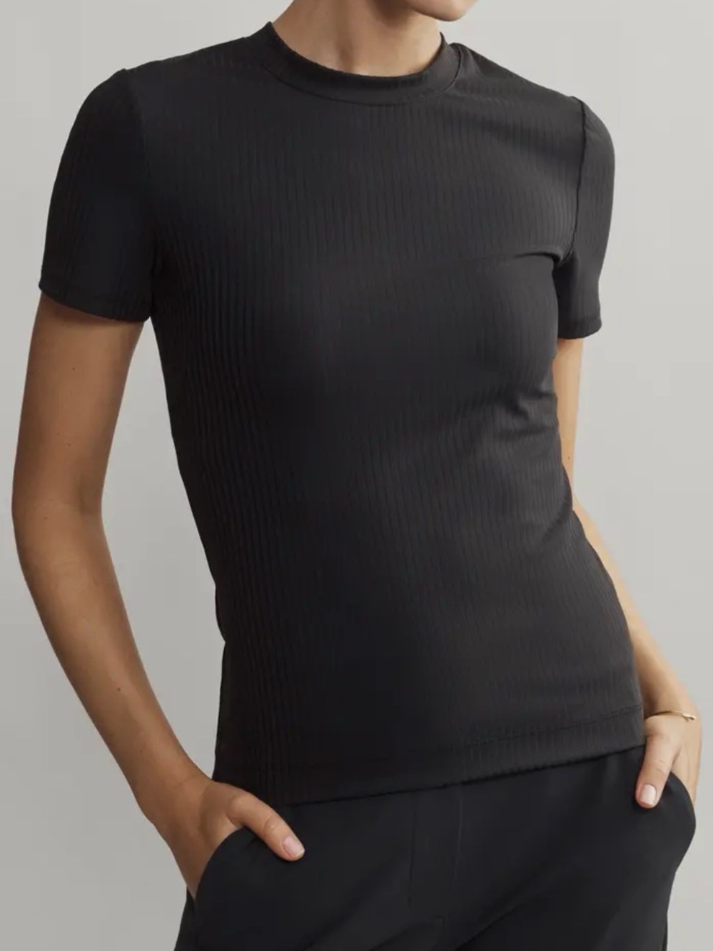 RHONE Modern Ribbed Short-Sleeve Crewneck Top Black